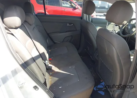 2014 Kia Sportage Lx z USA, uszkodzony, nr VIN KNDPB3AC9E7611808